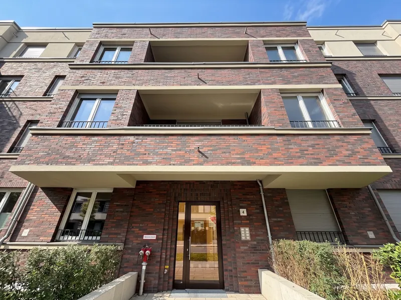 Erstbezug: Exklusive 4-Zimmer Wohnung in Karlshorst — photo 1